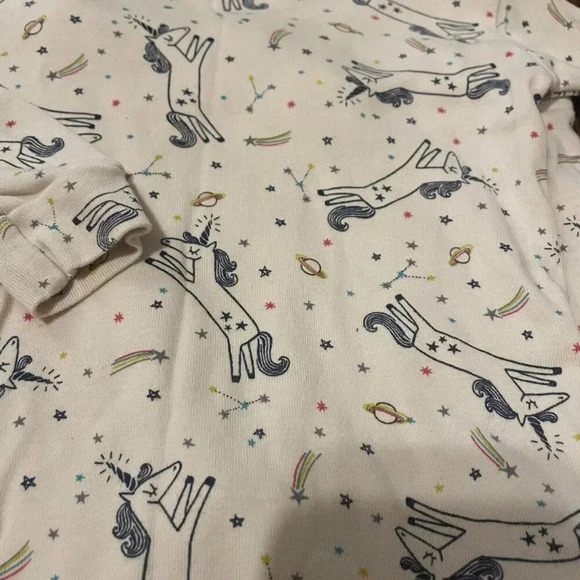 4T Gap Organic Cotton Unicorn Pajama Set, Long Sleeve - Picture 4 of 6